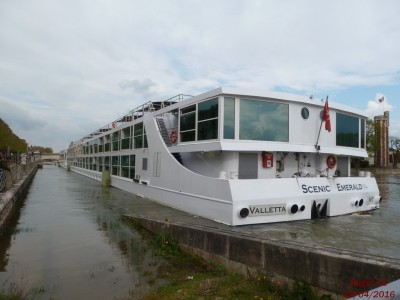 P1080145.JPG