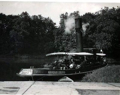 Remorqueur Luciline (P 9 163).JPG (72.66 Kio) Vu 12500 fois Remorqueur Luciline (P 9 163).JPG