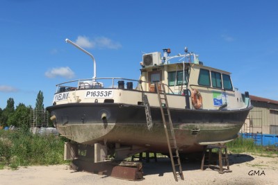 YVELIN II-ar.JPG (666.42 Kio) Vu 1096 fois YVELIN II-ar.JPG