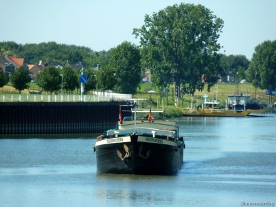 Stella-Maris-2-23-08-2016-sluis-Lith.jpg (195.58 Kio) Vu 2401 fois Stella-Maris-2-23-08-2016-sluis-Lith.jpg