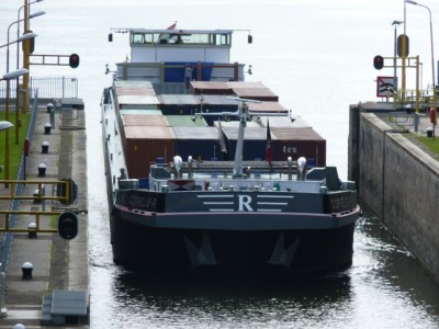 b.jpg (84.02 Kio) Vu 2203 fois b.jpg