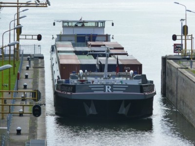 a.jpg (82.95 Kio) Vu 2091 fois a.jpg