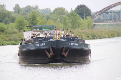 IMG_2484.JPG (121.41 Kio) Vu 3488 fois IMG_2484.JPG