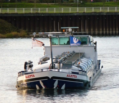 Aletta-3-22-11-2016-sluis-Lith (2).jpg