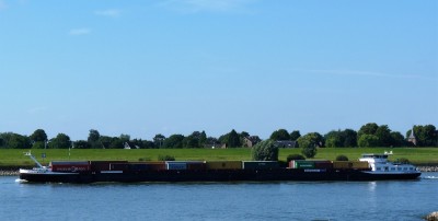 Factofour-2-29-08-2015-Lobith (2).JPG (150.86 Kio) Vu 1737 fois Factofour-2-29-08-2015-Lobith (2).JPG