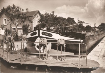 Bannay (Cher) - L'écluse (Copier).jpg (109.16 Kio) Vu 3429 fois Bannay (Cher) - L'écluse (Copier).jpg