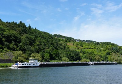 KVB-Lyn-en-II-6-07-07-2016-Traben-Trarbach (2).JPG (309.71 Kio) Vu 1656 fois KVB-Lyn-en-II-6-07-07-2016-Traben-Trarbach (2).JPG