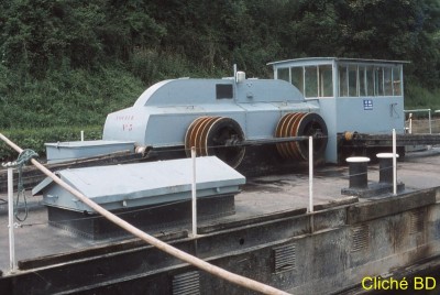 IMG_1981_juillet_Mauvage_TOUEUR ONN N°2 (10) (Copier).jpg (127.29 Kio) Vu 6053 fois IMG_1981_juillet_Mauvage_TOUEUR ONN N°2 (10) (Copier).jpg