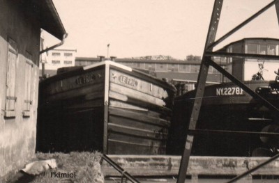 LE FRIC en bois à Perchat (2).jpg (75.64 Kio) Vu 1469 fois LE FRIC en bois à Perchat (2).jpg