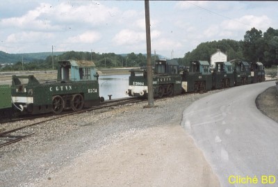 IMG_1981_juillet_Mauvage8Canal_Marne au Rhin_Locotracteurs CGTVN N°E574 - E2004 (1) (Copier).jpg