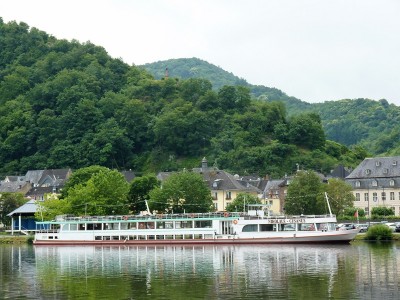 Nikolaus-Cusanos-2-04-07-2016-Traben-Trarbach (2).JPG (254.03 Kio) Vu 1256 fois Nikolaus-Cusanos-2-04-07-2016-Traben-Trarbach (2).JPG