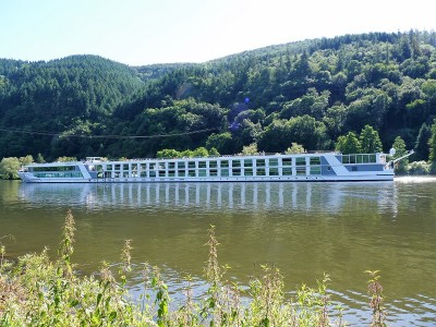 Emerald-Star-3-07-07-2016-Traben-Trarbach (2).JPG (292.95 Kio) Vu 1227 fois Emerald-Star-3-07-07-2016-Traben-Trarbach (2).JPG