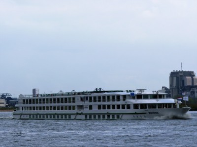 Beethoven-2-16-04-2016-Oosterhout (2).JPG (146.01 Kio) Vu 2102 fois Beethoven-2-16-04-2016-Oosterhout (2).JPG