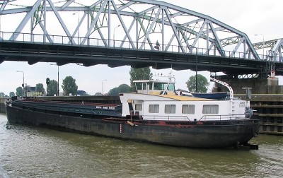 annie-2-27-06-2006.jpg (204.98 Kio) Vu 1669 fois annie-2-27-06-2006.jpg