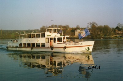 le fontainebleau-samois-01_05_1990.jpg