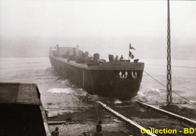 IMG_20170216_0023 Chantiers ACHS CYCLONE Lancement en présence de Raoul Salles (Copier) (2).jpg (83.55 Kio) Vu 4826 fois IMG_20170216_0023 Chantiers ACHS CYCLONE Lancement en présence de Raoul Salles (Copier) (2).jpg