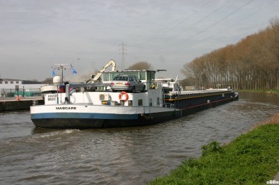 Mascare 05.JPG (119.58 Kio) Vu 2140 fois Mascare 05.JPG