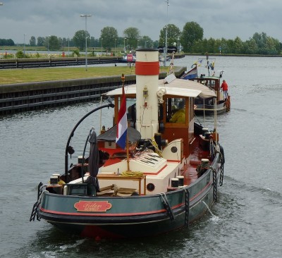 Dilles-Delta-Maasstroom-Triton-06-06-2017-sluis-Lith (2).JPG