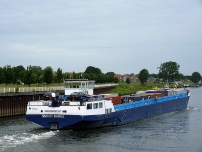 Smart-Barge-6-08-06-2017-sluis-Lith (2).JPG