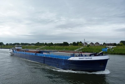 Smart-Barge-3-08-06-2017-sluis-Lith (2).JPG