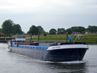 Smart-Barge-1-08-06-2017-sluis-Lith (2).JPG