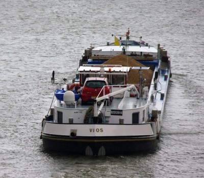 Vios-4-07-06-2017-sluis-Weurt (2).JPG (177.22 Kio) Vu 1581 fois Vios-4-07-06-2017-sluis-Weurt (2).JPG