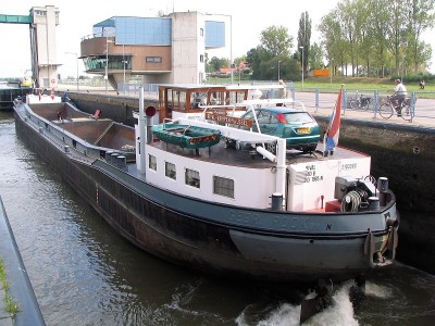 rival-1-25-09-2009.jpg (254.78 Kio) Vu 2326 fois rival-1-25-09-2009.jpg