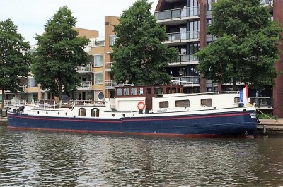 Virunga-2-01-07-2017-Sneek (2).jpg (254.32 Kio) Vu 1903 fois Virunga-2-01-07-2017-Sneek (2).jpg