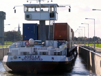 joelle419092007.jpg