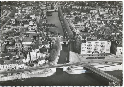 Chalon sur Saône(71)10-1956.jpg (107.76 Kio) Vu 11742 fois Chalon sur Saône(71)10-1956.jpg
