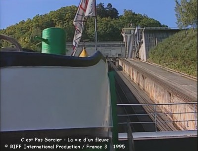 C'EST PAS SORCIER - LA VIE D'UN FLEUVE (17) (Copier).jpg