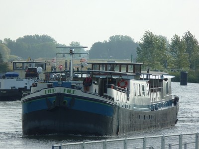 Fiep-1-12-09-2017-sluis-Lith.jpg (173.32 Kio) Vu 2284 fois Fiep-1-12-09-2017-sluis-Lith.jpg
