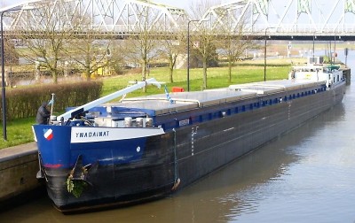 Ynadainat-1-12-04-2005-sluis-Grave.jpg