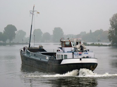 Secunda-2-25-09-2017-sluis-Grave%20(2).jpg