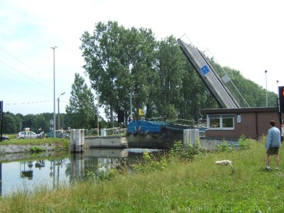 2007_0619x20034.JPG (143.34 Kio) Vu 3144 fois 2007_0619x20034.JPG