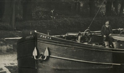 FREYA à Sarrebruck - photo ancienne - détail de l'avant.jpg (81.67 Kio) Vu 5698 fois FREYA à Sarrebruck - photo ancienne - détail de l'avant.jpg