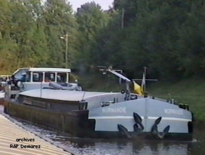 NORMANDIE voûte du canal de Saint-Quentin en 1998.jpg