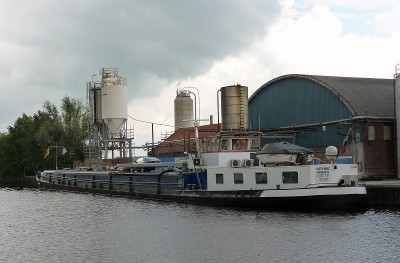 Onderneming-1-23-06-2011-Winschoten.JPG (180.26 Kio) Vu 1580 fois Onderneming-1-23-06-2011-Winschoten.JPG