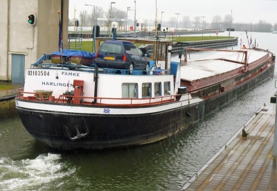 Famke-8-28-03-2018-sluis-Lith (2).JPG (231.34 Kio) Vu 2533 fois Famke-8-28-03-2018-sluis-Lith (2).JPG