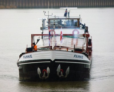 Famke-7-28-03-2018-sluis-Lith (2).JPG (191.12 Kio) Vu 2533 fois Famke-7-28-03-2018-sluis-Lith (2).JPG