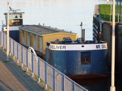 b.jpg (97.06 Kio) Vu 1319 fois b.jpg