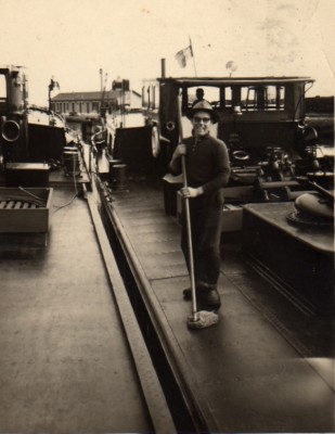 horchet 52.jpg (286.06 Kio) Vu 1934 fois horchet 52.jpg